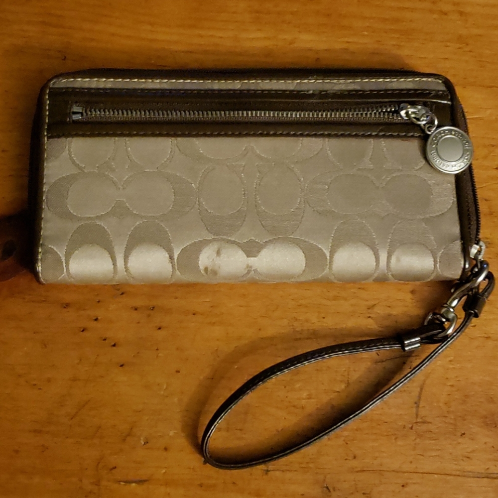 Coach phone wristlet wallet